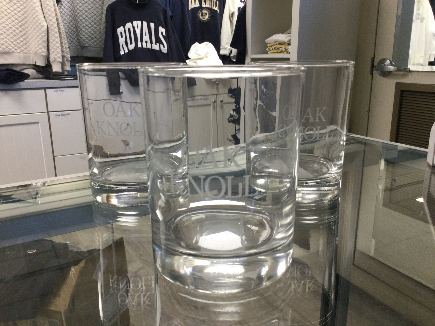 Glasses etched Oak Knoll